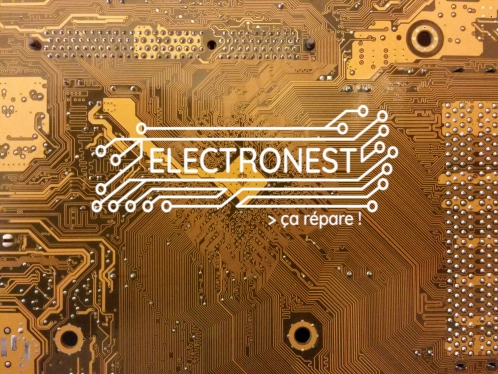 Pour bien commencer, gros plan sur la carte mère Asus P4P-800VM Hello